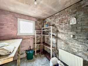 Photo 10- click for photo gallery